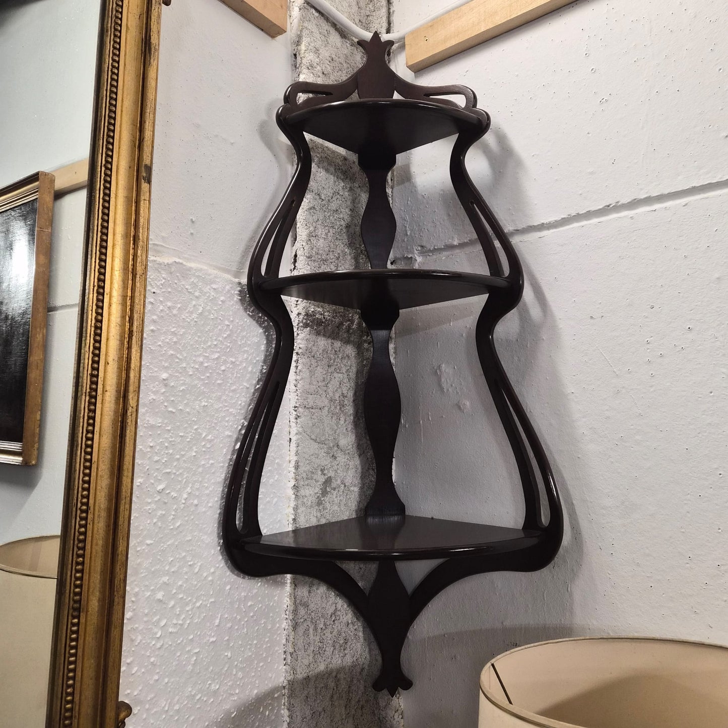 ESTANTERIA ESQUINERA