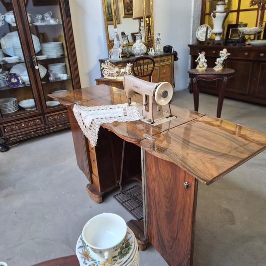 MAQUINA DE COSER SINGER